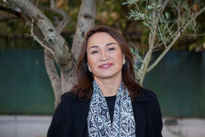 Demet Akbağ'dan hayranlarını üzen haber!