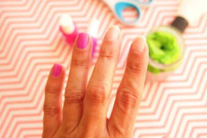 Aseton olmadan ojeleri çıkarmanın en basit ve hızlı çözümü!