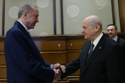 Erdoğan ve Bahçeli, Beştepe'de görüştü! Masada neler var?