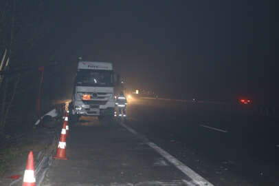 Otoyolda korkutan kaza: LPG yüklü tanker devrildi!