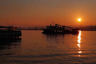 Maramara Deniz'inde muhteşem günbatımı