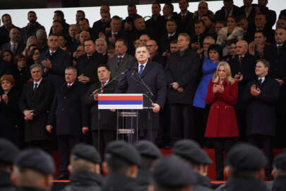 Bosna Hersek'te yasa dışı "Sırp Cumhuriyeti Günü" kutlaması