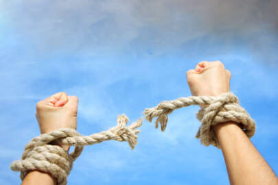 Bağımlı bir ilişkide olduğunuzun 5 işareti