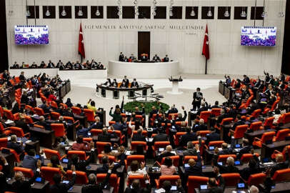  Memur ve emekliye yüzde 30 zam teklifi TBMM'den geçti!