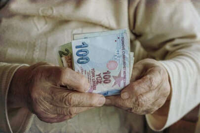 Ak Parti'den bayram ikramiyesi açıklaması