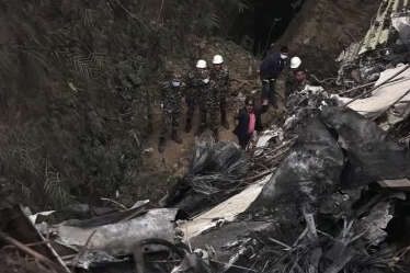 Nepal’de düşen uçağın karakutuları bulundu