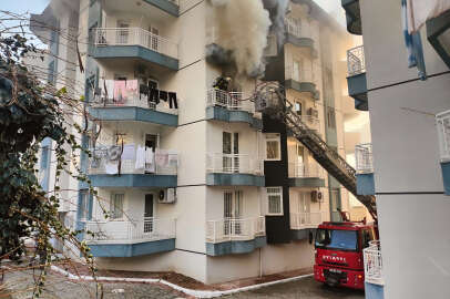 Elektrikli sobadan çıkan yangın evi küle çevirdi!