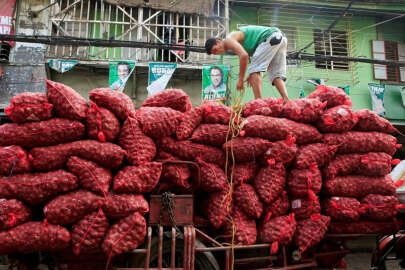 Filipinler'de soğan kıtlığı: Fiyatı eti solladı, kaçakçılık başladı!