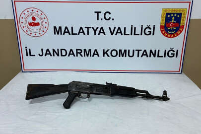 Jandarma operasyonunda kalaşnikof ele geçirdi