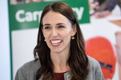 Yeni Zelanda Başbakanı Ardern koltuğu bırakıyor!