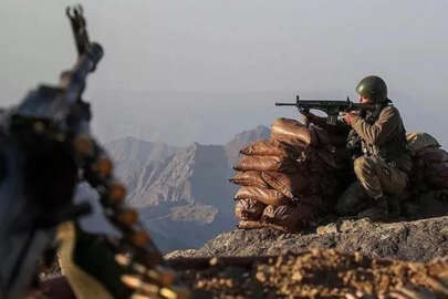 3 terörist etkisiz hale getirildi!