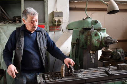  Bursa'da ömrünü tarıma adadı: Yarım asırdır...