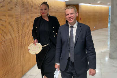 Yeni Zelanda’da yeni dönem: Hipkins yemin etti!