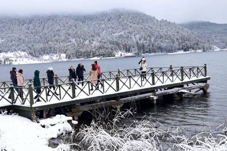 Abant'ta kar keyfi: Doğaseverler akın etti!