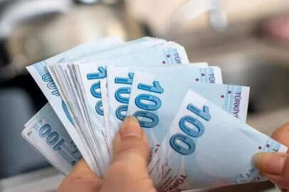 Emeklilerin bayram ikramiyesine zam geliyor!