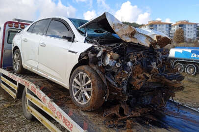 Kontrolden çıkan otomobil köprüden yere çakıldı: 1 ölü!