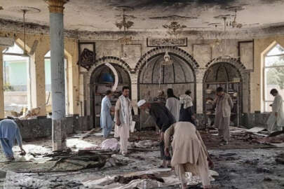 Camideki intihar saldırısında bilanço kabarıyor: 25 ölü!