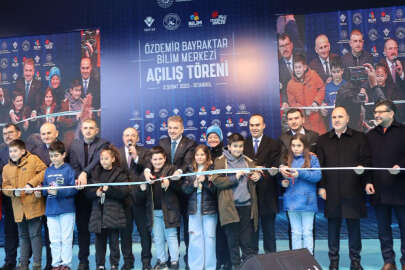 Özdemir Bayraktar Bilim Merkezi açıldı