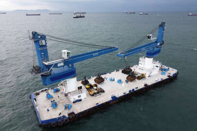 Dünyada sınıfında tek olan gemi, Ukrayna'dan Türkiye'ye geldi