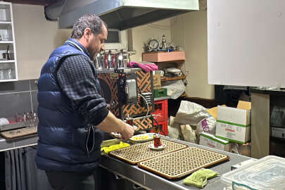 İki günlük gelirini depremzedelere gönderecek