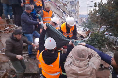 Pakistan'dan anlamlı destek! Bakanlar maaşlarını bağışladı