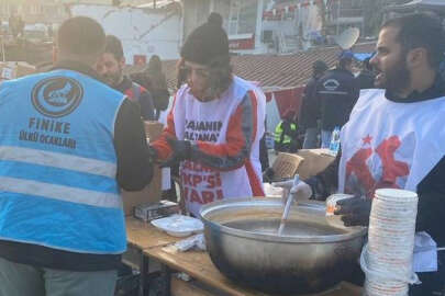 Sosyal medya bu kareyi konuştu. TKP ve Ülkü Ocakları birlikte