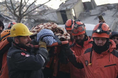Yıldırım Belediyesi bütün gücüyle deprem bölgesinde