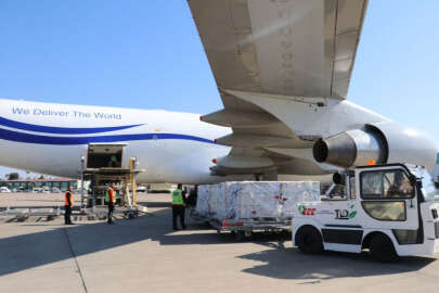 ABD’nin 2.5 milyon dolarlık yardım uçağı Adana'da