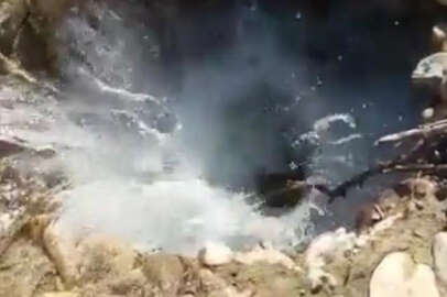 Deprem sonrası oluşan obruk, dere yatağını!..