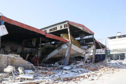 Antakya’daki depremde sanayi sitesi de yerle bir oldu