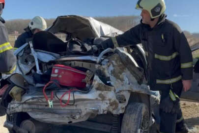 Deprem bölgesinden dönüşte kaza: 2 ölü