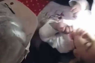 131 saat sonra kurtarılan Asya, ağlayınca fark edilmiş