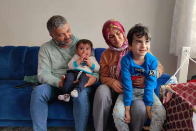 Depremde ölen kardeşinin 2 çocuğu ona emanet!