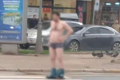 Şaşkına çeviren olay! Elinde bıçak yarı çıplak caddeye çıktı