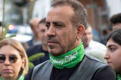 AHBAP'tan depremde ailesini kaybeden üniversite öğrencilerine burs