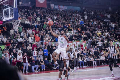 Pınar Karşıyaka, Tofaş’a konuk oluyor