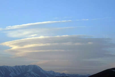 Mercek bulutu şaşkınlık yarattı! 1 saat boyunca bozulmadan kaldı