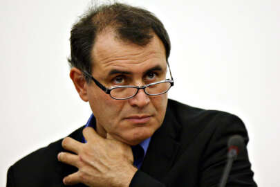 Roubini'den enflasyon ve sert iniş uyarısı