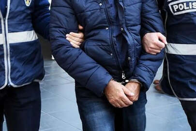 Depremzedeleri dolandıran 3 emlakçı gözaltına alındı!