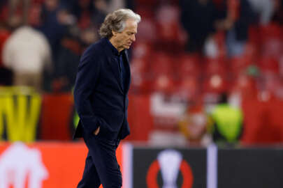 Jesus ayrılıyor mu?