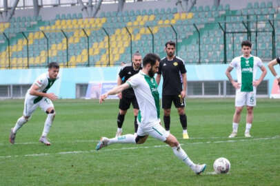 Bursaspor pes etmedi, 1 puanı kaptı!