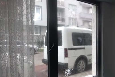 Bursa'da gece yarısı eve silahlı saldırı