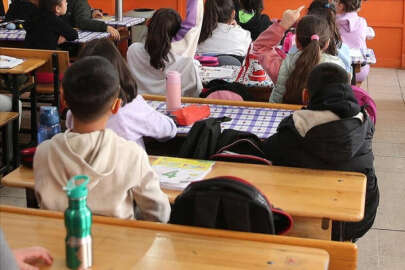 Depremden etkilenen 3 ilde  eğitim öğretim yeniden başladı