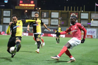 İstanbulspor, Sivasspor'u farklı yendi