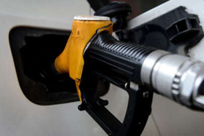 Araç sahiplerine müjde! Motorine indirim geliyor