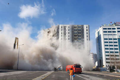 Kayseri'de 975 bina ağır hasarlı