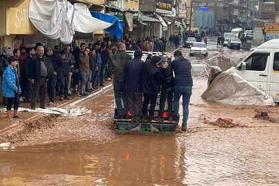 Yağışlar sürecek: Deprem bölgesine turuncu kodlu uyarı!