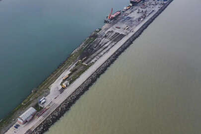 Karadeniz'in rengi kahverengiye döndü