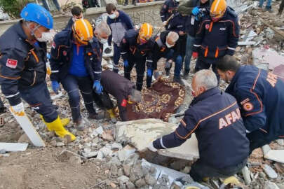  40 gün sonra enkazdan ceset çıktı