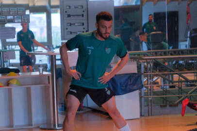 Bursaspor salonda çalıştı